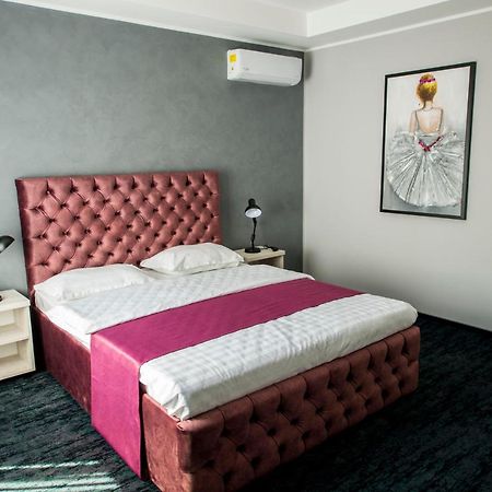 Zen Hotel Focsani Focşani Exterior foto