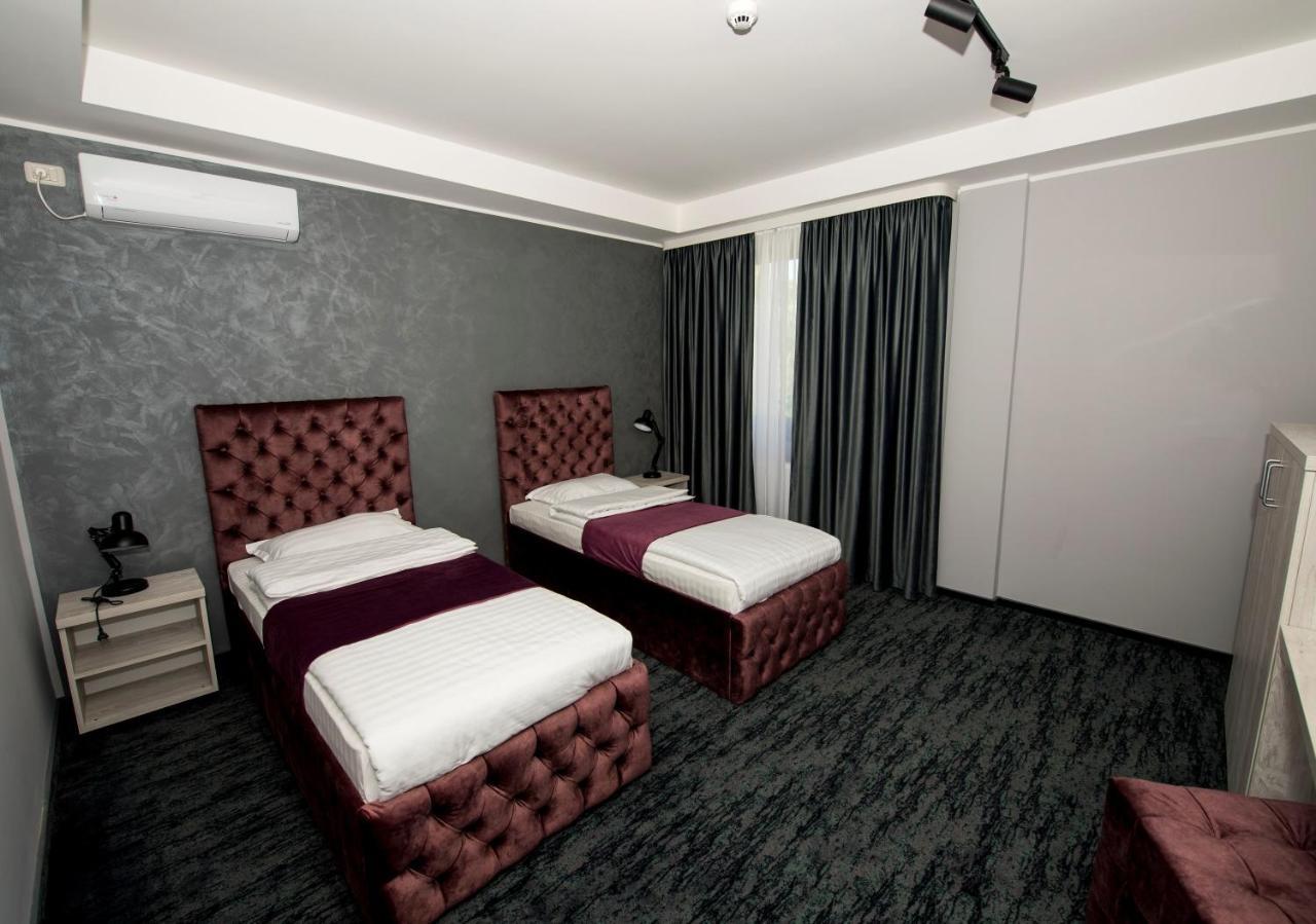 Zen Hotel Focsani Focşani Exterior foto