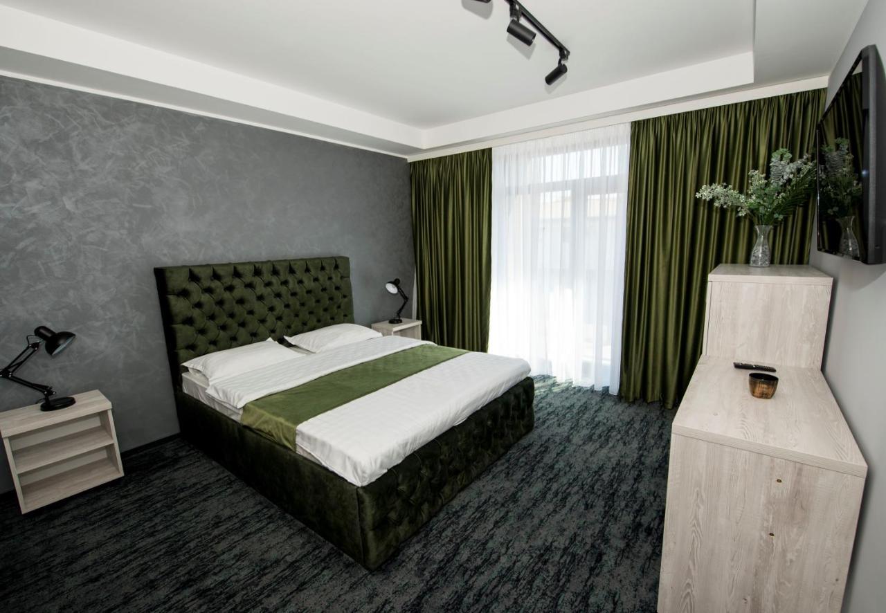 Zen Hotel Focsani Focşani Exterior foto